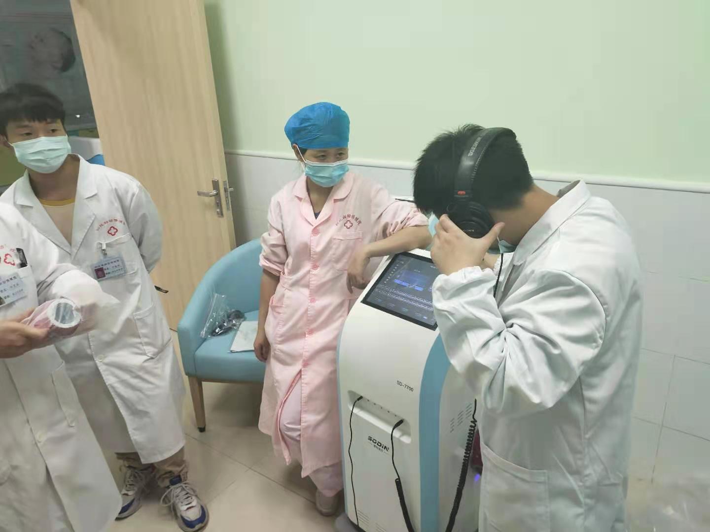 广西省凌云县妇幼保健院SD-8800听觉统合训练仪